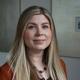 Shannon Berg Headshot